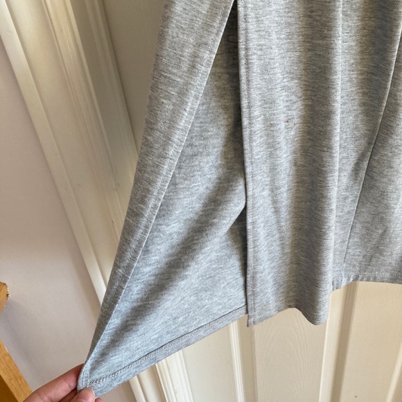 4/$30 Grey Oak + Fort Pencil Skirt - Picture 3 of 3